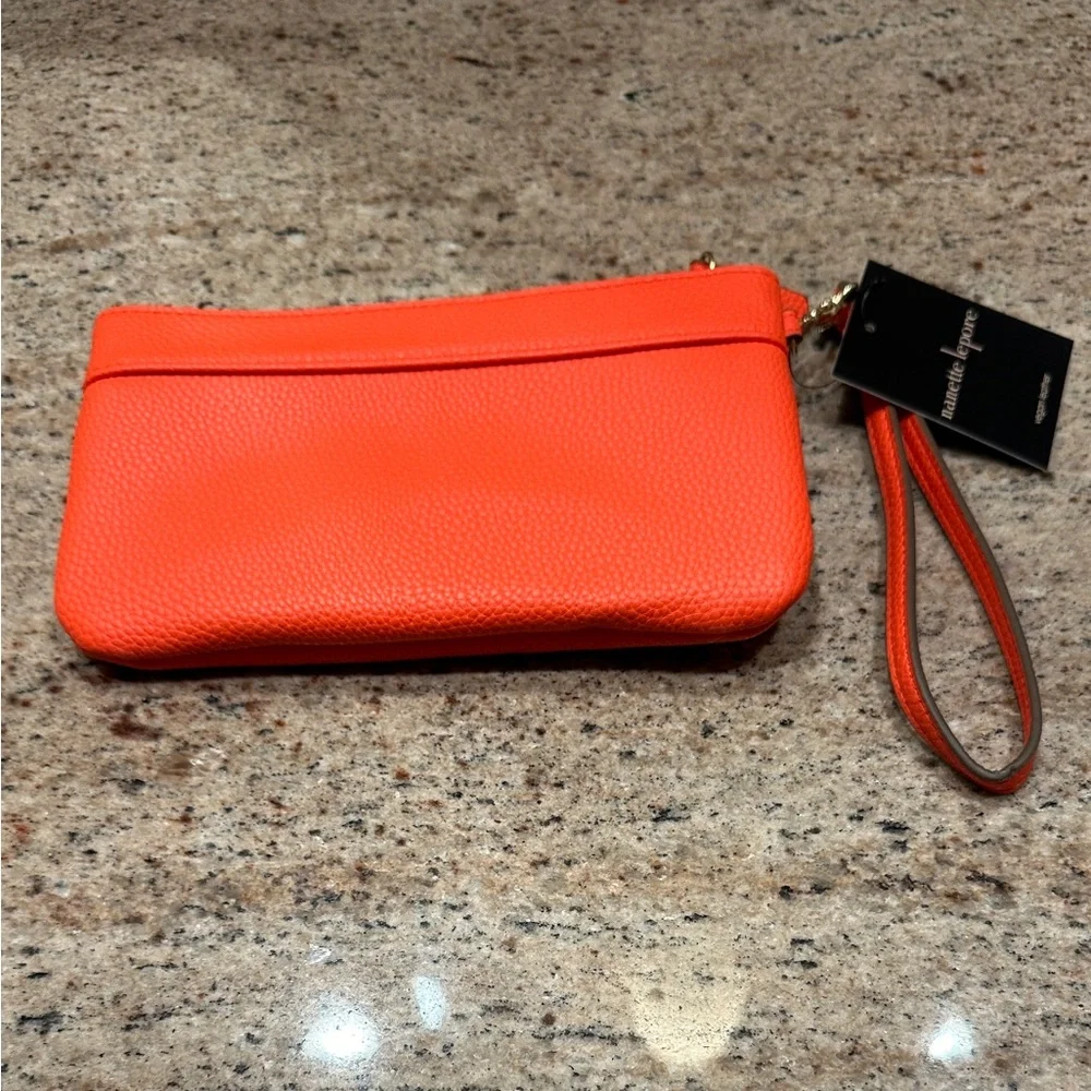 🦋 Nanette Lepore NWT women’s wristlet wallet color: Flame 🦋
